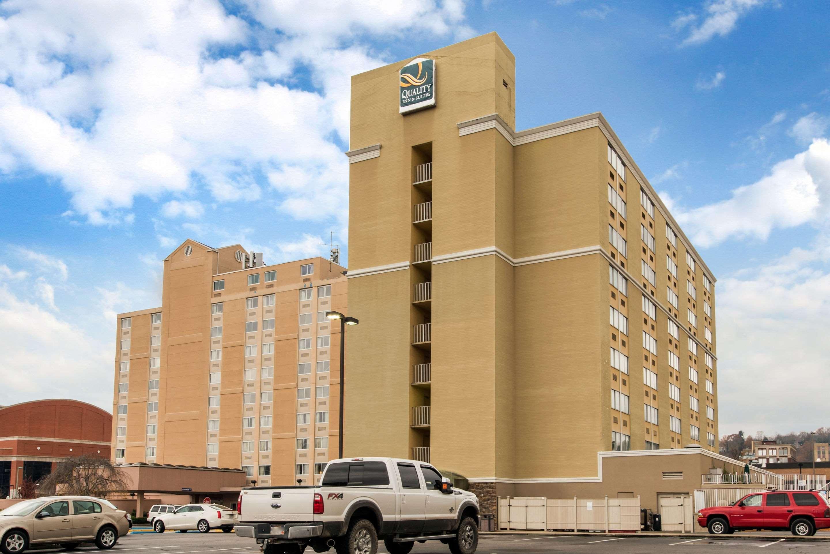 Quality Inn & Suites Charleston - Civic Center Dış mekan fotoğraf