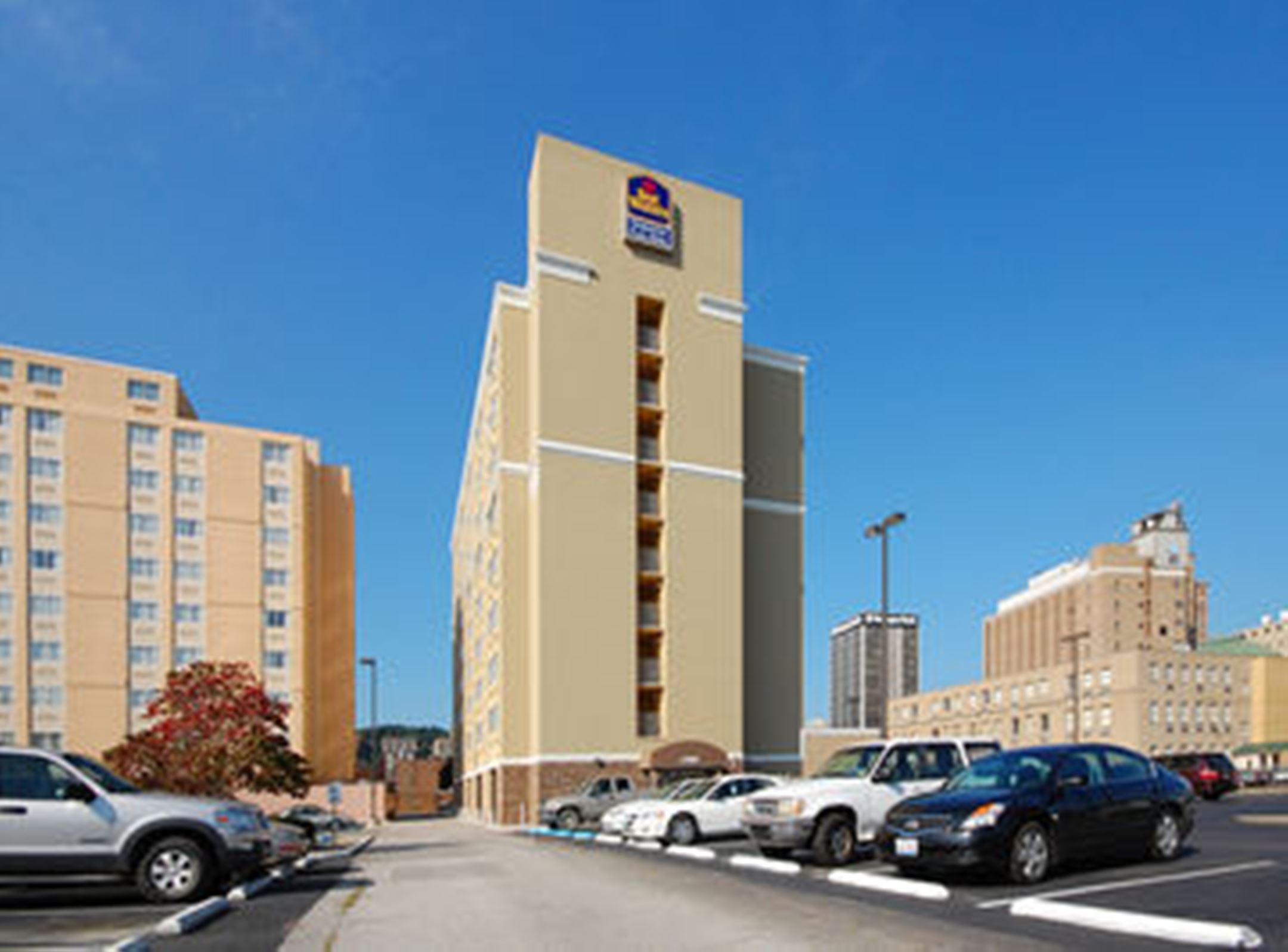 Quality Inn & Suites Charleston - Civic Center Dış mekan fotoğraf