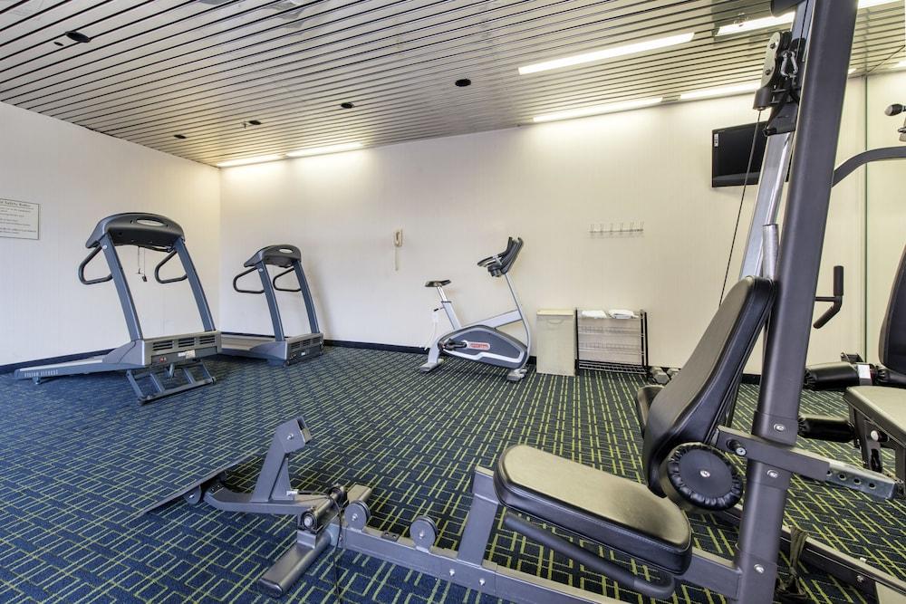 Quality Inn & Suites Charleston - Civic Center Dış mekan fotoğraf
