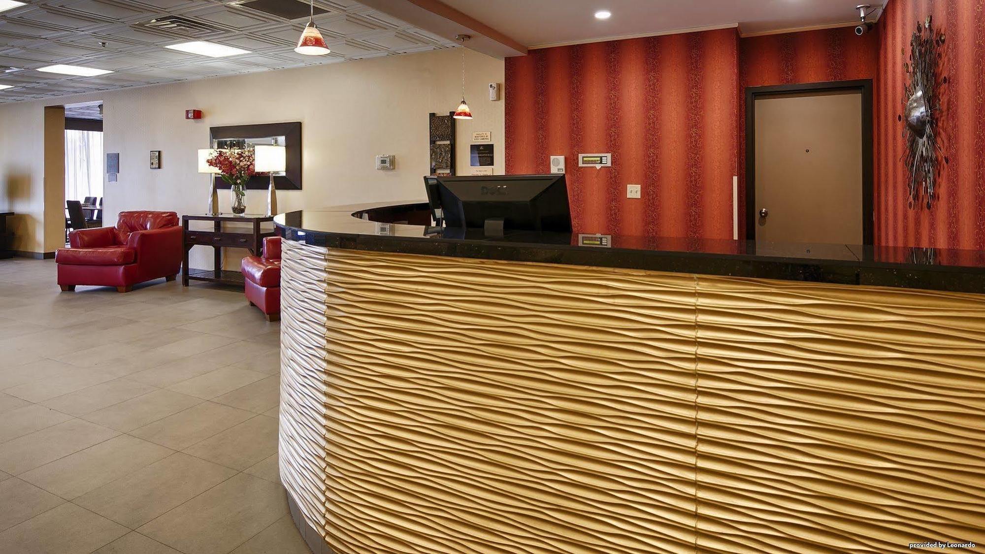 Quality Inn & Suites Charleston - Civic Center Dış mekan fotoğraf