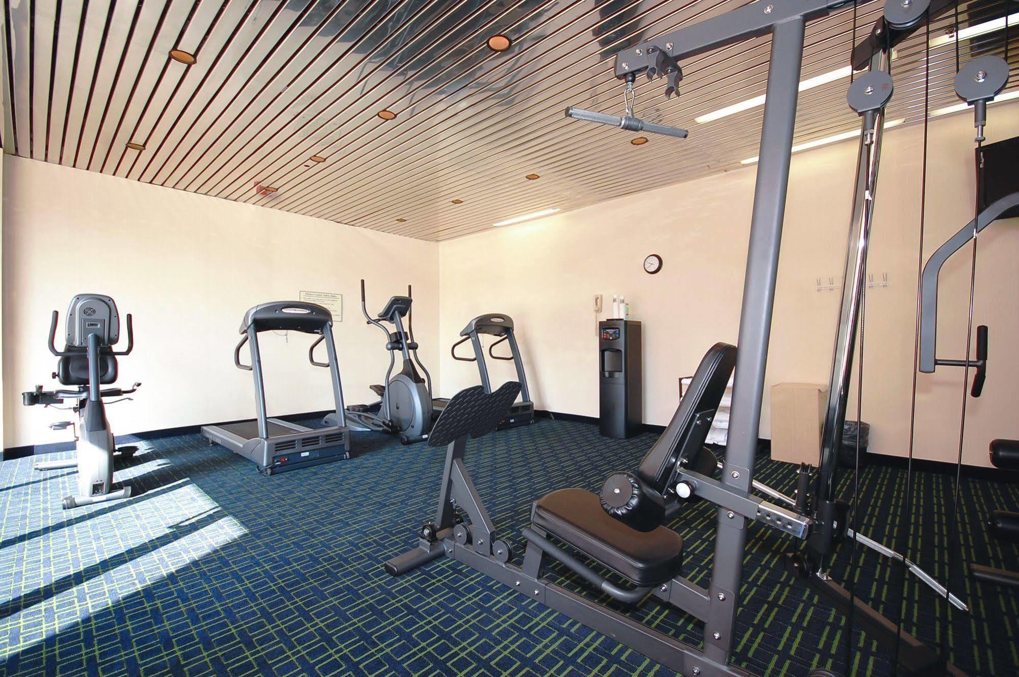 Quality Inn & Suites Charleston - Civic Center Dış mekan fotoğraf